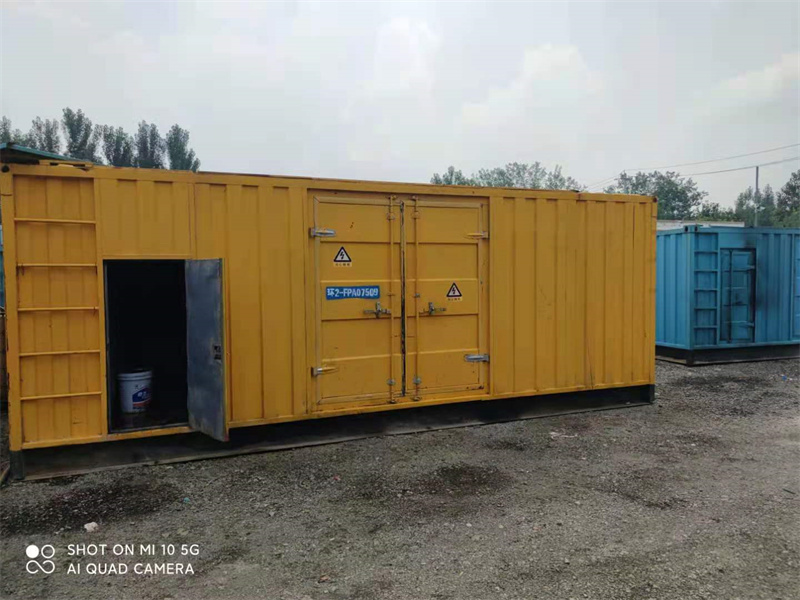 康乐200KW柴油发电机组需要配备什么型号的电缆线？